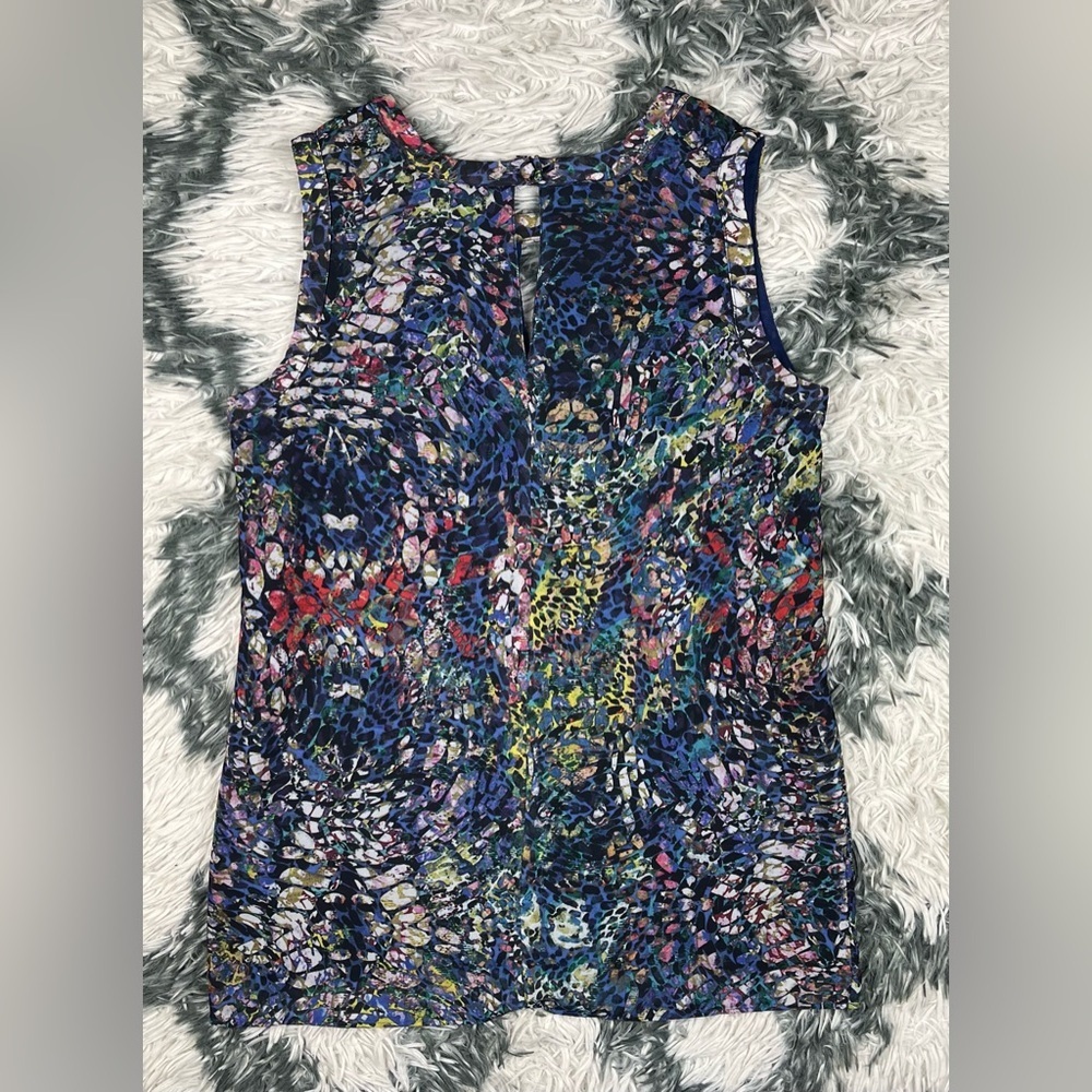 CAbi Women's #3093 Stained Glass Keyhole Sleeveless Blouse Size XS - Picture 9 of 10